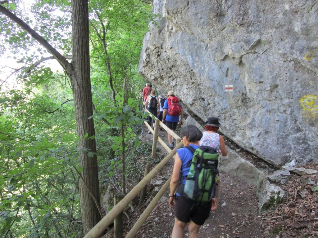 Wer würde hier im Tal einen solch interessanten Steig vermuten?