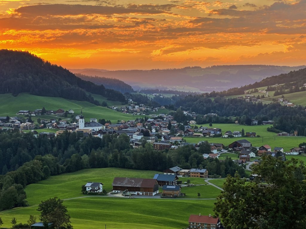 Hittisau bei Sonnenuntergang