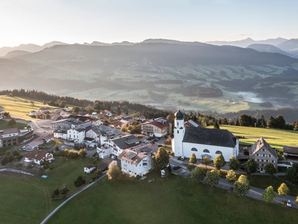 Blick auf Dorf Sulzberg