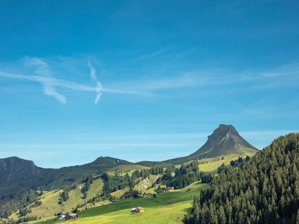 Die markante Damülser Mittagspitze